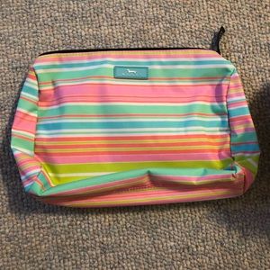 Scout cosmetic bag